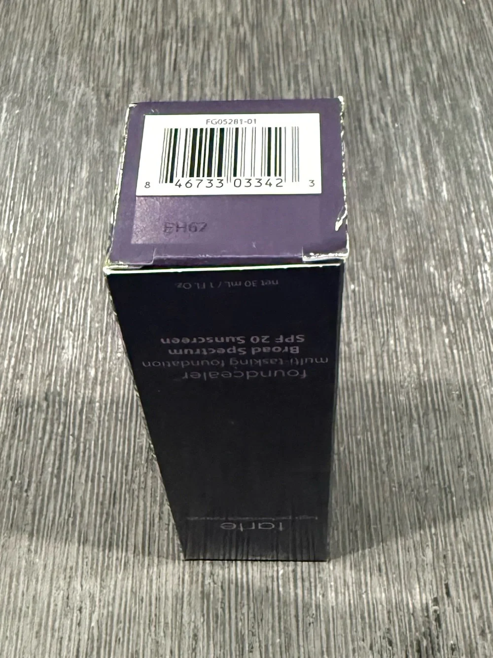 22S Light Sand tarte Foundcealer MultiTasking Foundation Broad Spectrum SPF 20